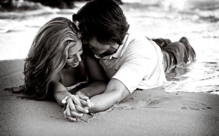 Un adevarat indragostit se simte intotdeuna dator fata de persoana iubita 